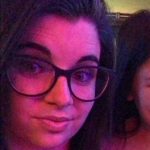 Meet your Posher, Kendra